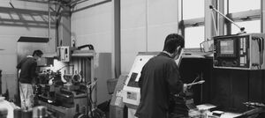 汎用旋盤オペレーター、NC旋盤オペレーター