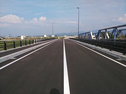 一般県道安居福野線(川崎橋)舗装工事